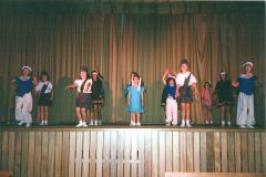 image027