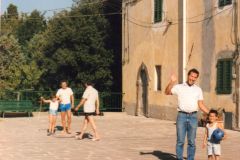 image004