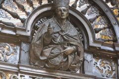 image011